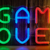 Game Over Mehrfarbiges LED-Neonschild